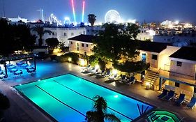 Green Bungalows Hotel Apartments - Residents Only